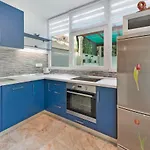 Apartment Nika Solitudo