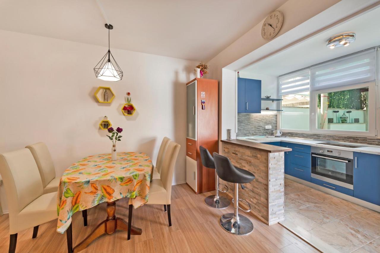 Apartamento Nika Solitudo